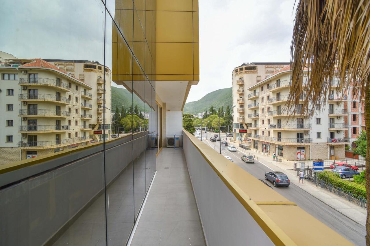 Victoria Center Budva